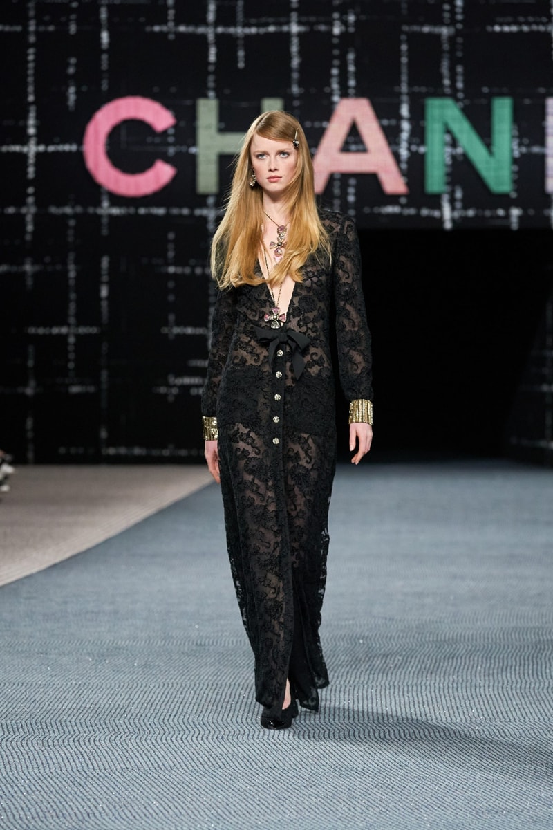 CHANEL 2022FW PFW 