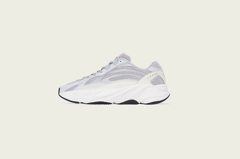 adidas YEEZY YEEZY BOOST 700 V2 Static Release