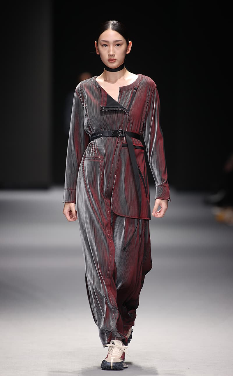 New Balance green leaf standard oqLiq 574 XC-72