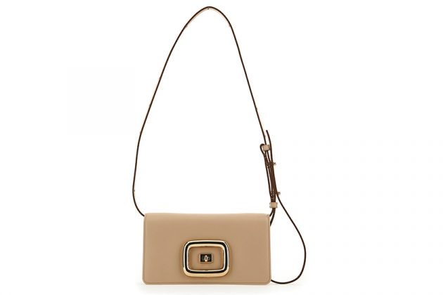 4-shoes-and-handbag-trend-observed-in-spring-11