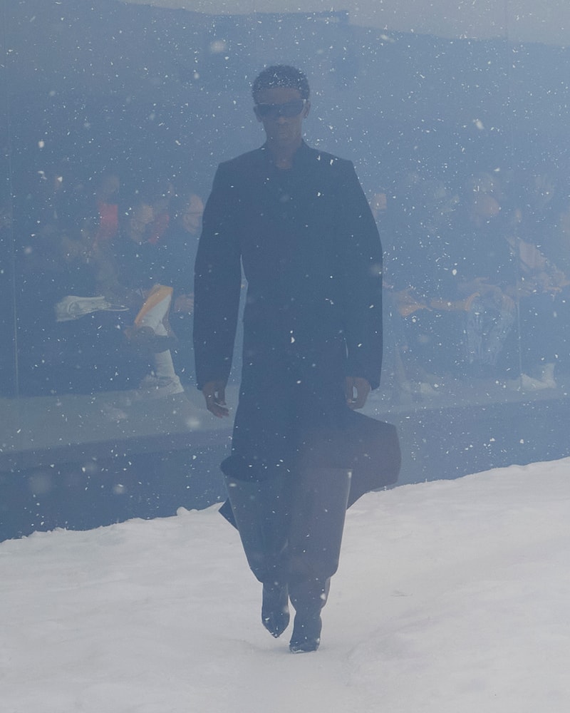 balenciaga 2022 FW storm pfw runway looks 