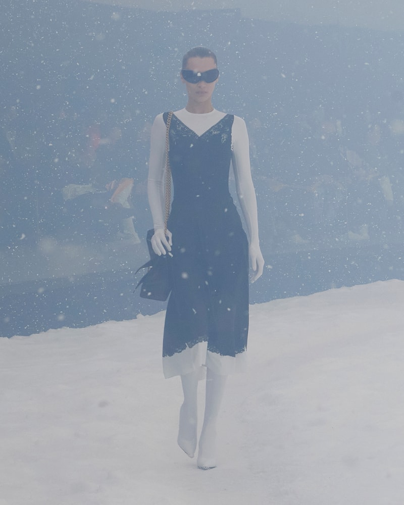 balenciaga 2022 FW storm pfw runway looks 