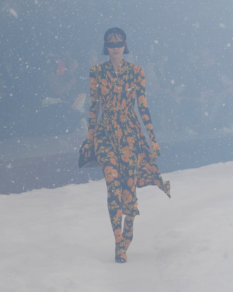 balenciaga 2022 FW storm pfw runway looks 