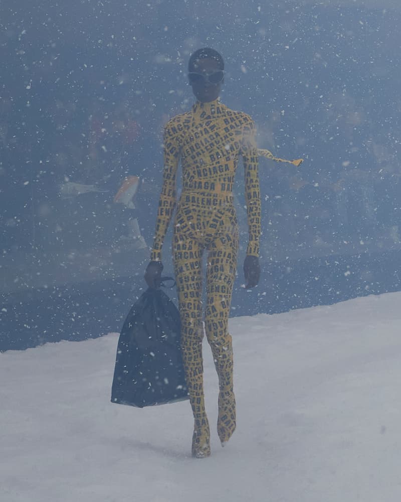 balenciaga 2022 FW storm pfw runway looks 