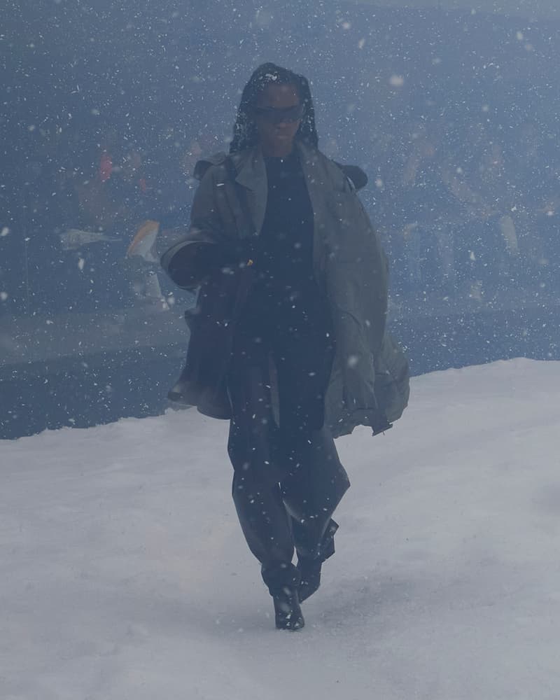 balenciaga 2022 FW storm pfw runway looks 