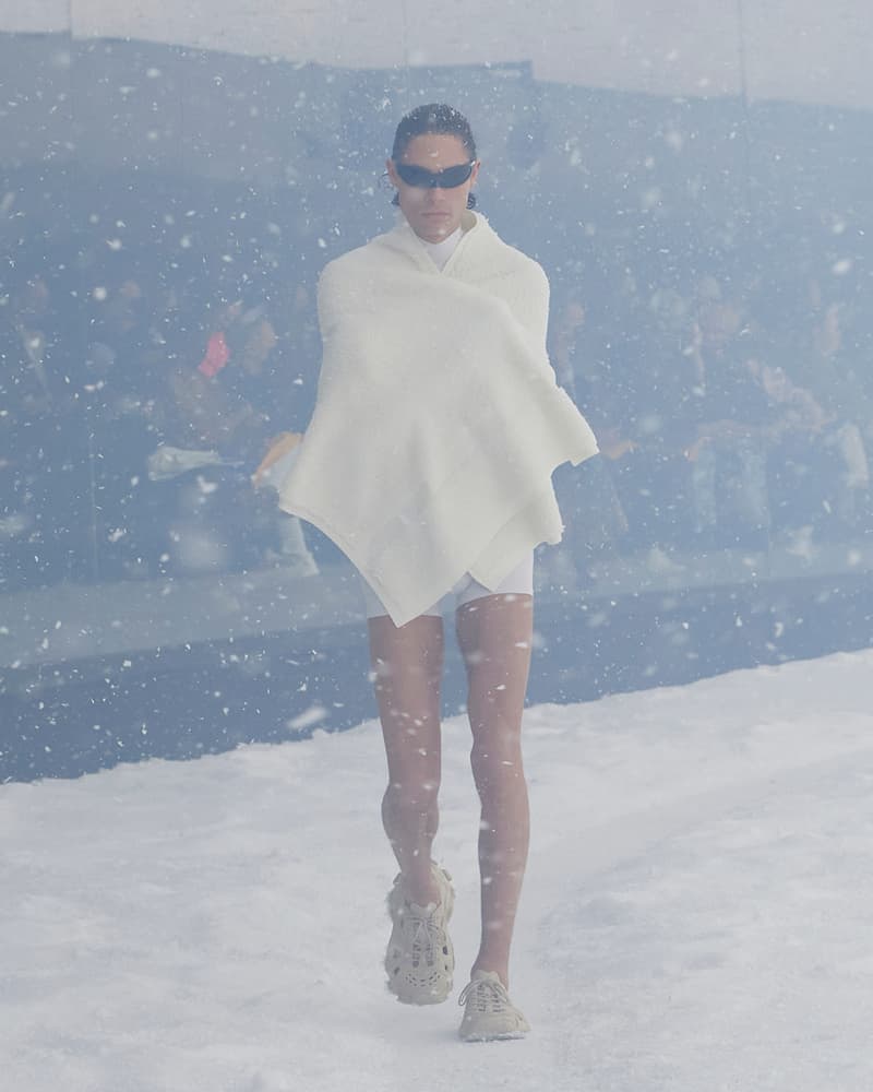 balenciaga 2022 FW storm pfw runway looks 