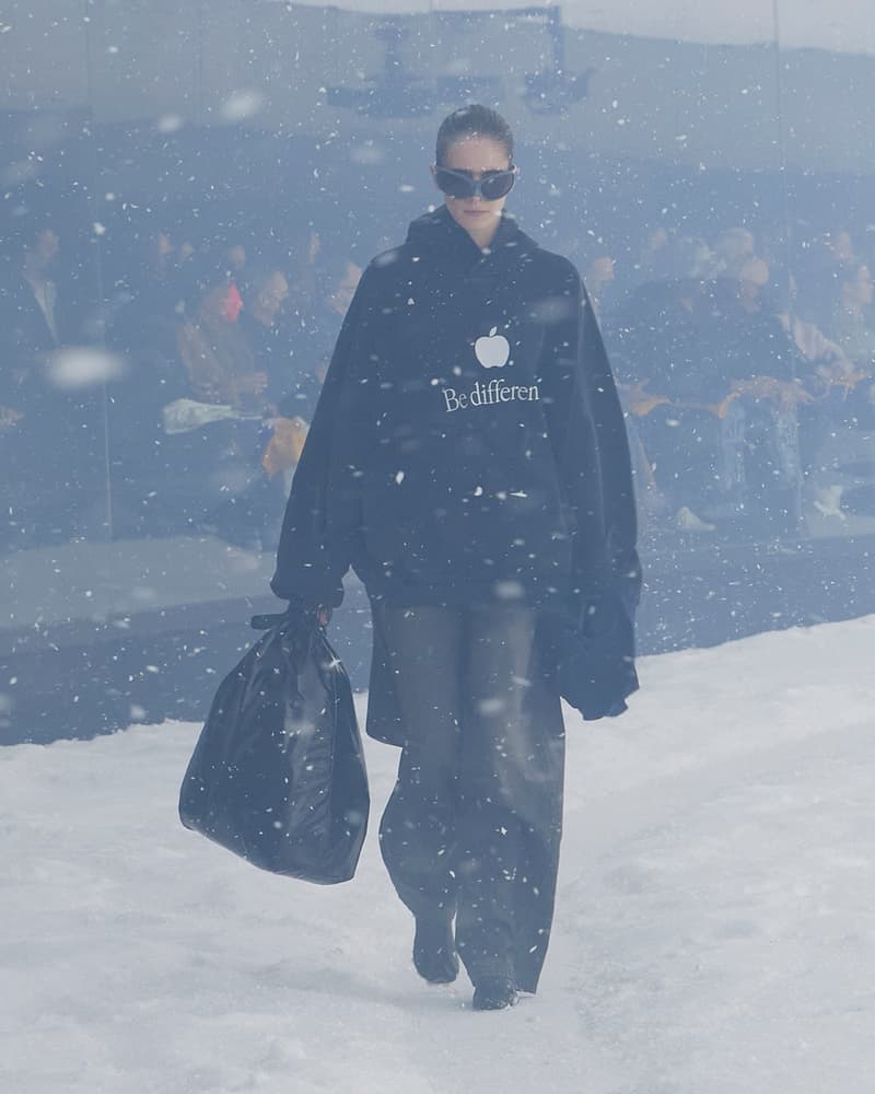 balenciaga 2022 FW storm pfw runway looks 