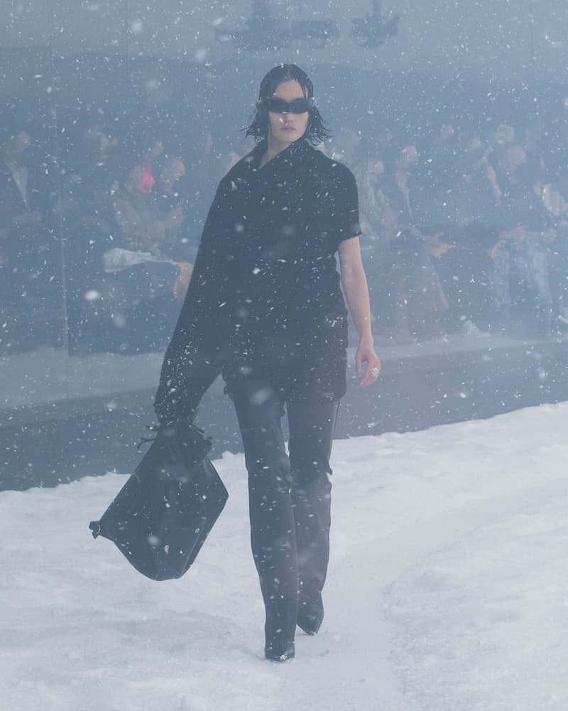 balenciaga 2022 FW storm pfw runway looks 