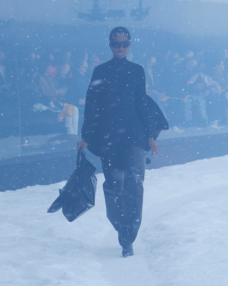 balenciaga 2022 FW storm pfw runway looks 