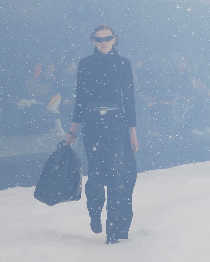 balenciaga 2022 FW storm pfw runway looks 