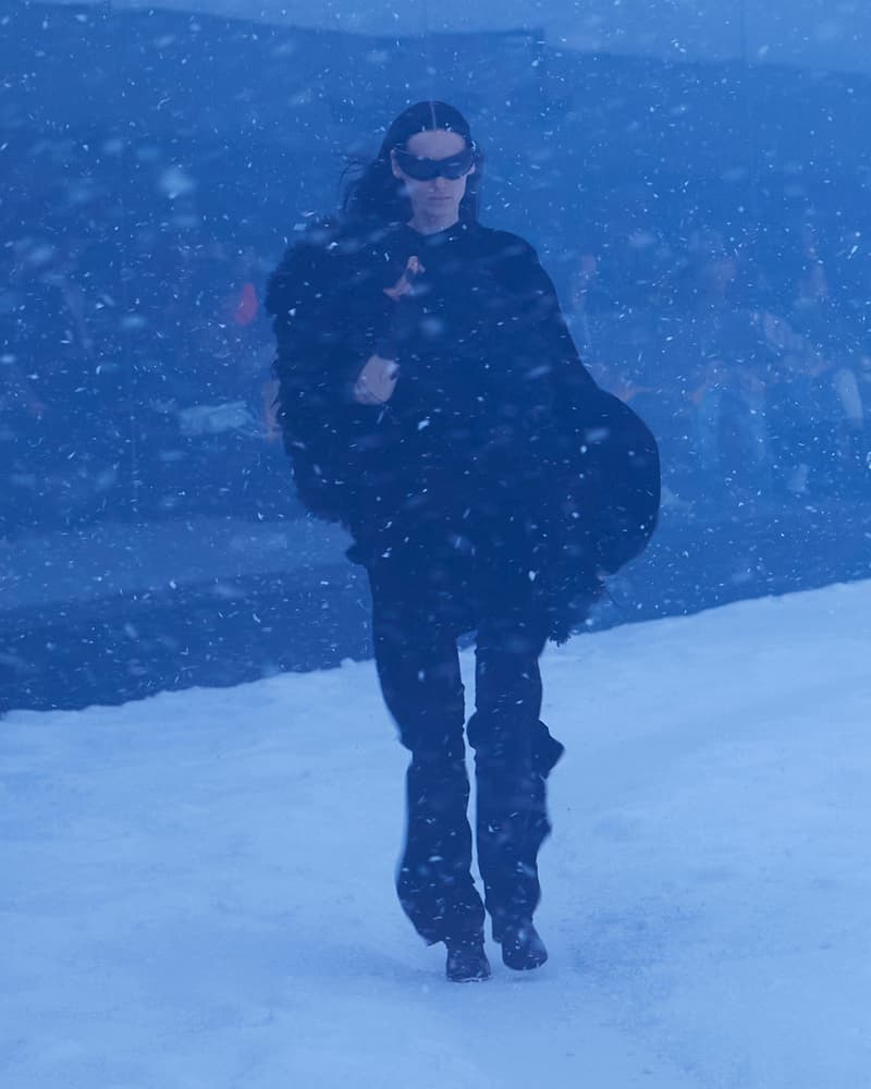 balenciaga 2022 FW storm pfw runway looks 