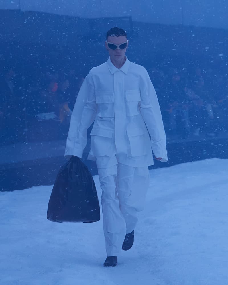 balenciaga 2022 FW storm pfw runway looks 