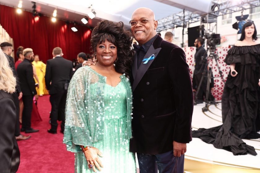 oscars blue ribbons 2022 Yoon Yeo jeong samuel jackson ukraine