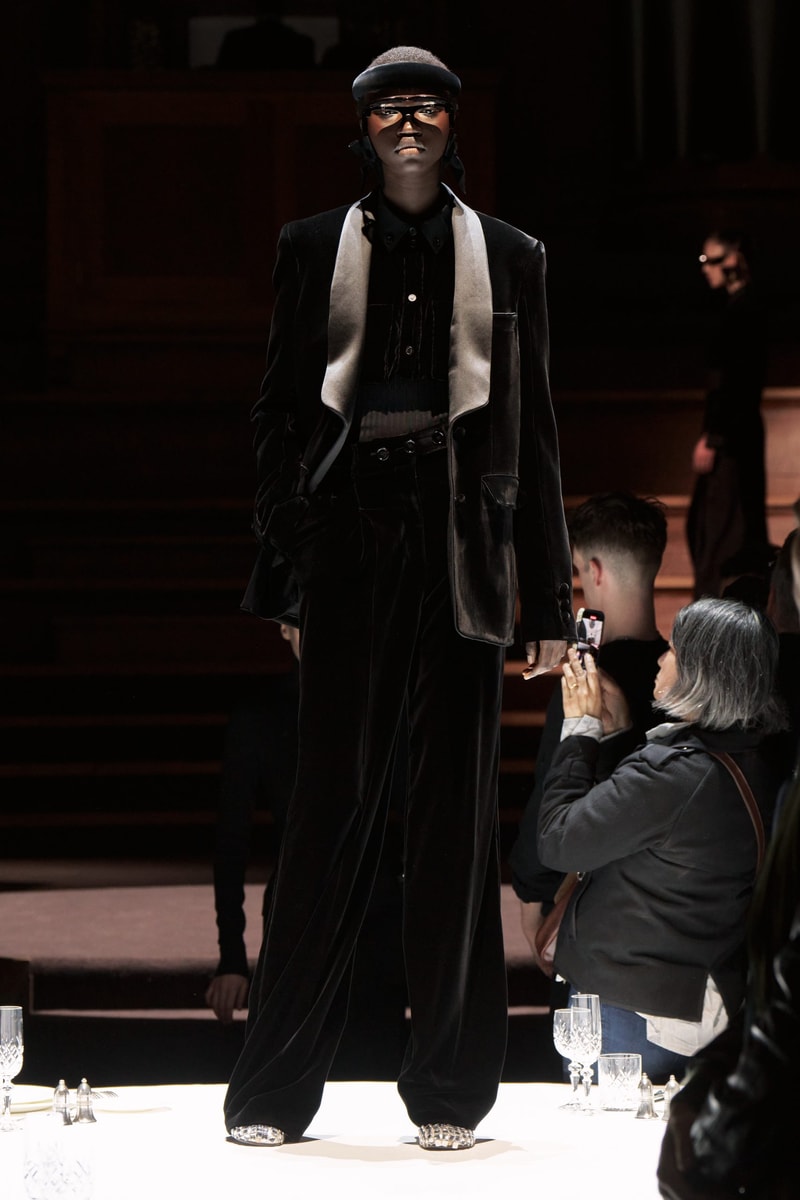 burberry 2022 fw runway london Riccardo Tisci london women