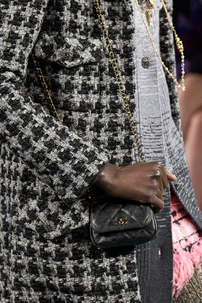 chanel fall 2022 is an ode to tweed handbags