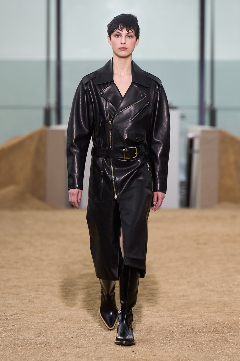 chloe pfw 2022 fw Gabriela Hears climate handbags sustainable