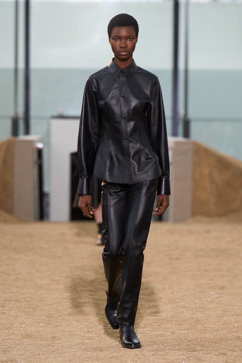 chloe pfw 2022 fw Gabriela Hears climate handbags sustainable