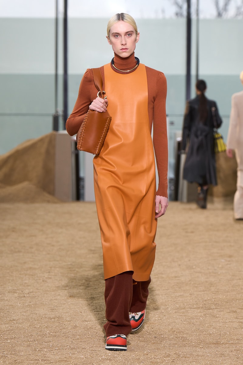 chloe pfw 2022 fw Gabriela Hears climate handbags sustainable