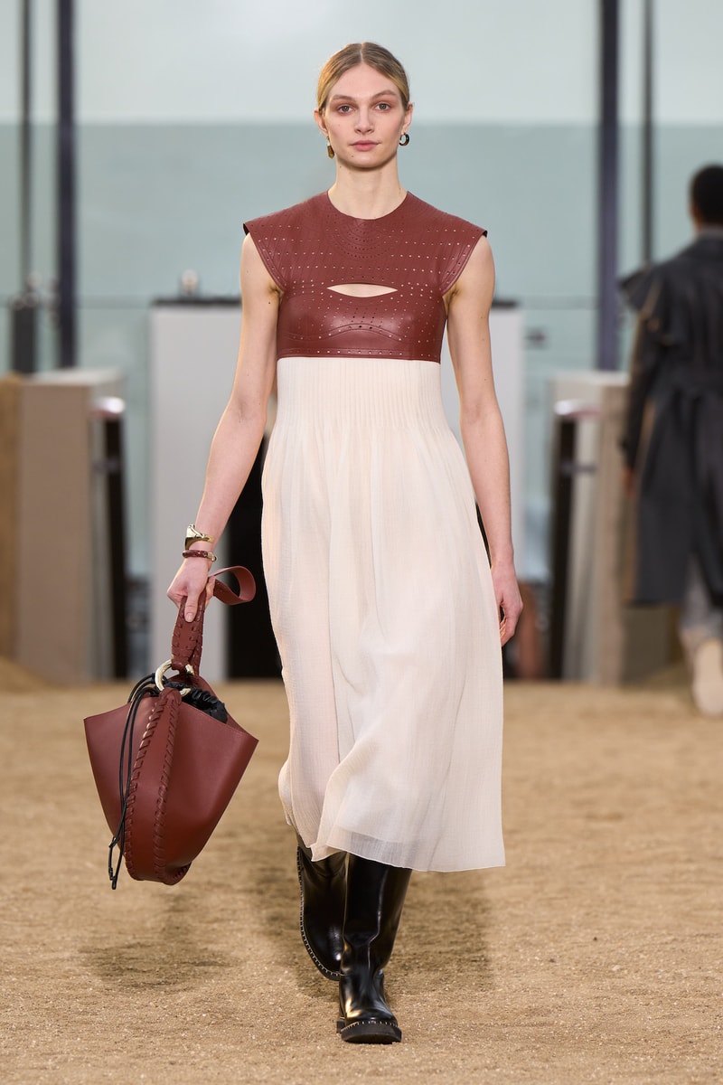 chloe pfw 2022 fw Gabriela Hears climate handbags sustainable