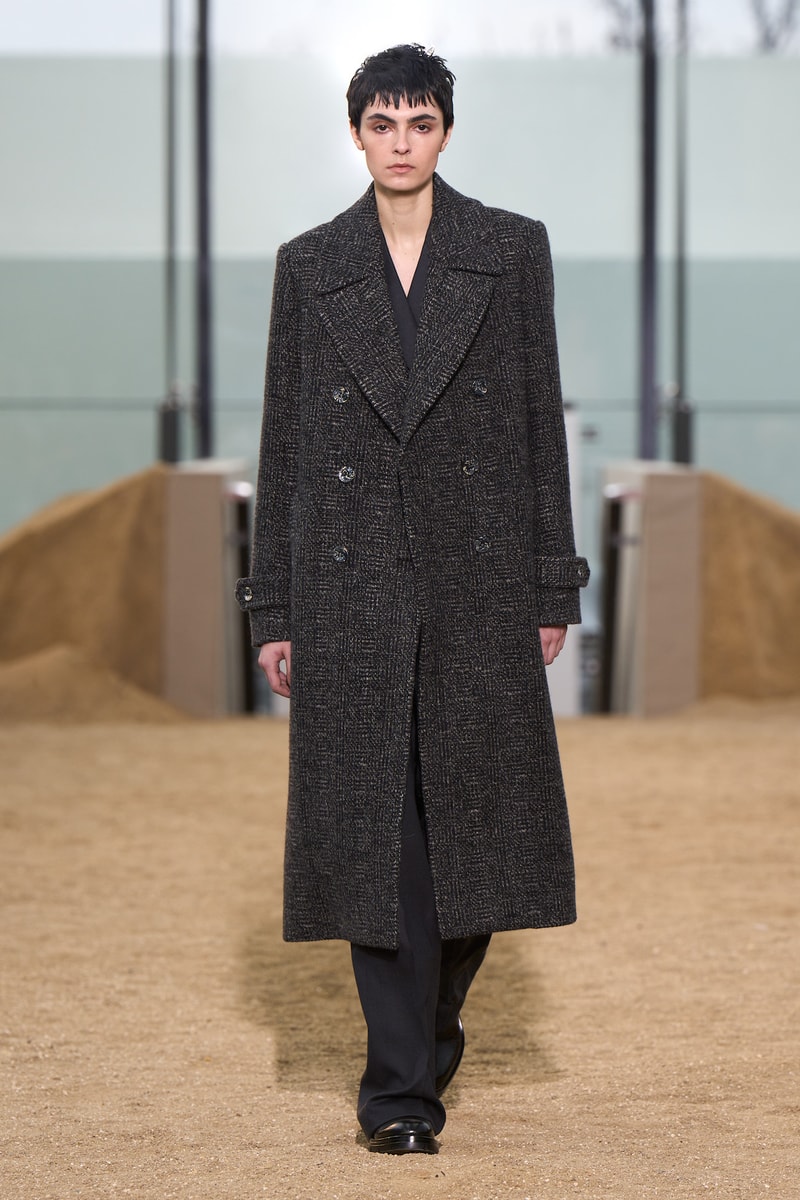 chloe pfw 2022 fw Gabriela Hears climate handbags sustainable