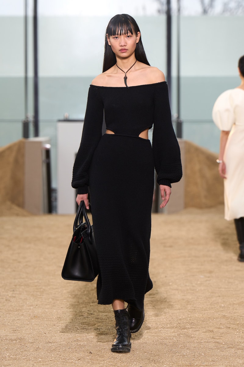 chloe pfw 2022 fw Gabriela Hears climate handbags sustainable