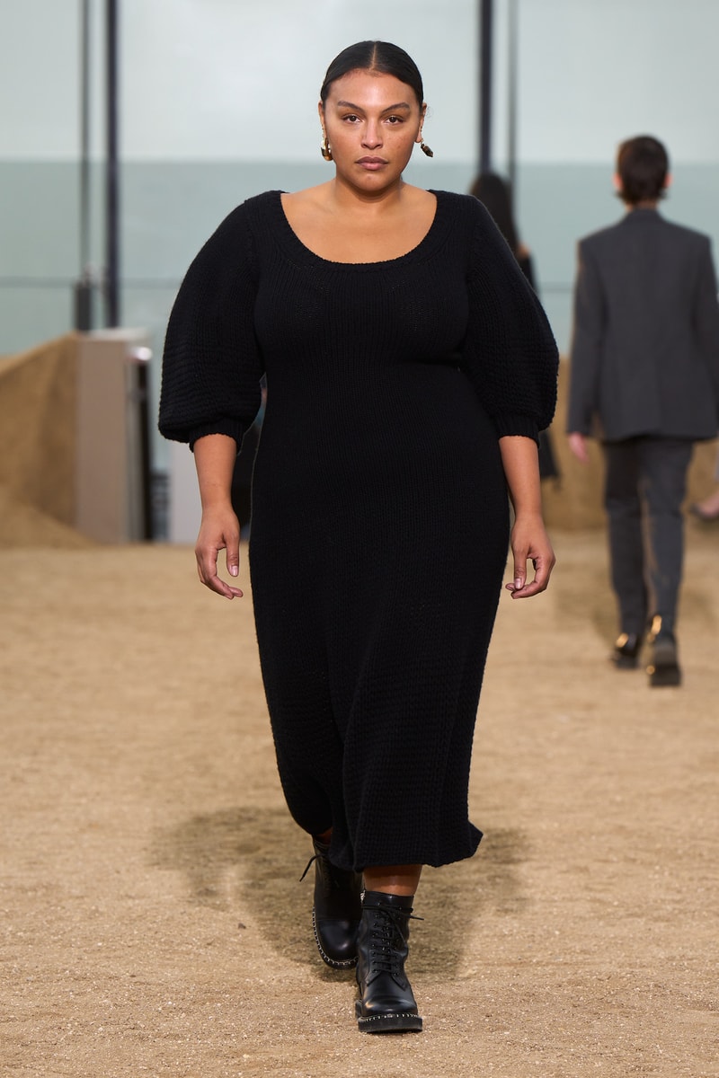 chloe pfw 2022 fw Gabriela Hears climate handbags sustainable