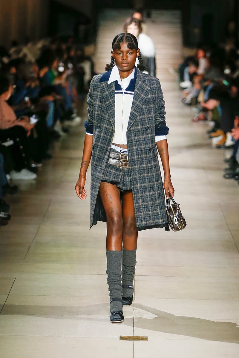 miu miu 2022fw mini skirt short runway collection