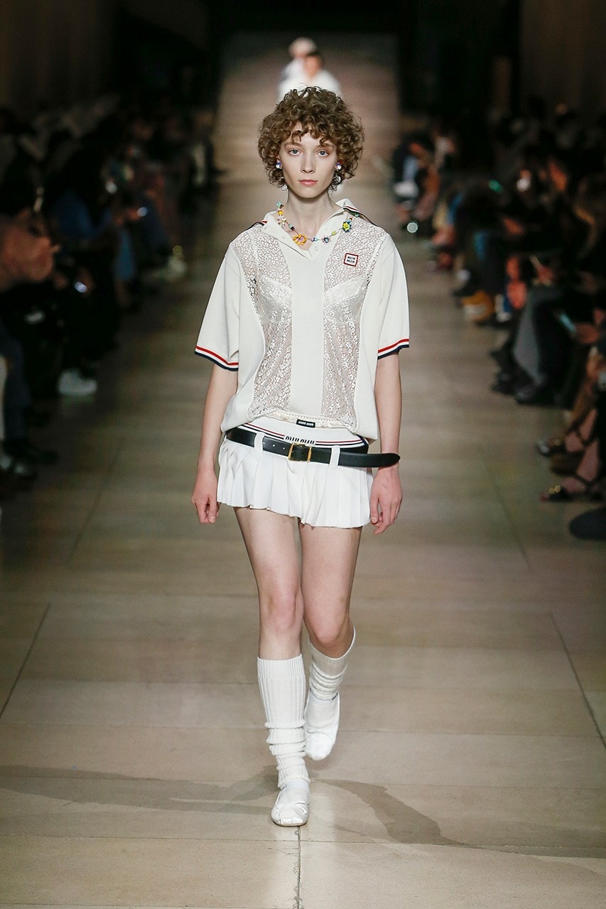 miu miu 2022fw mini skirt short runway collection