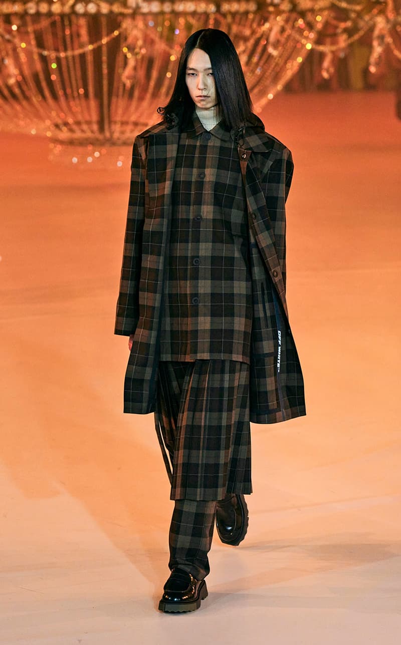 off-white 2022 fall ready-to-wear Runway