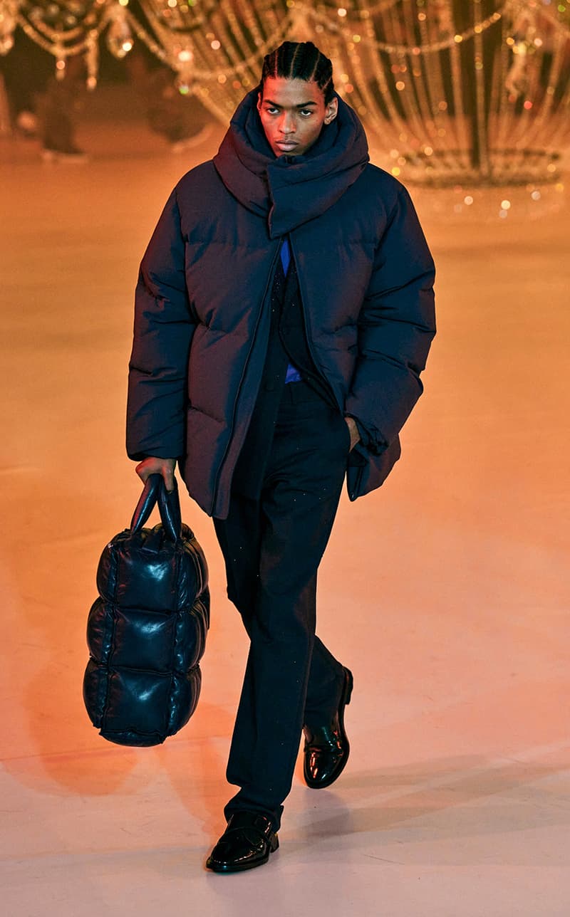 off-white 2022 fall ready-to-wear Runway