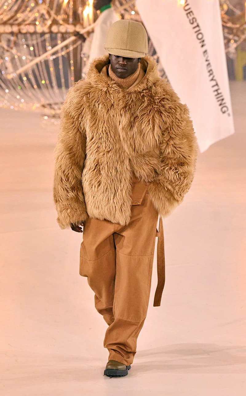 off-white 2022 fall ready-to-wear Runway