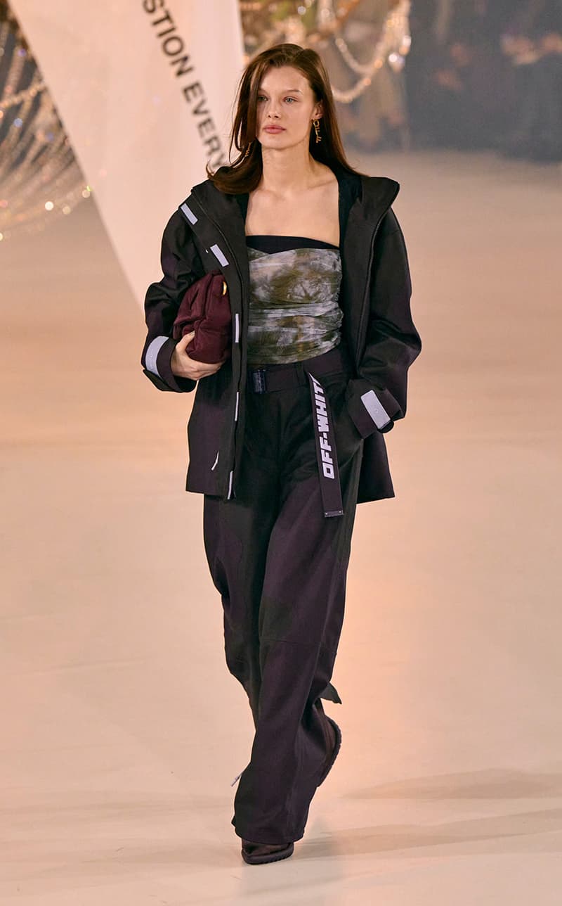 off-white 2022 fall ready-to-wear Runway