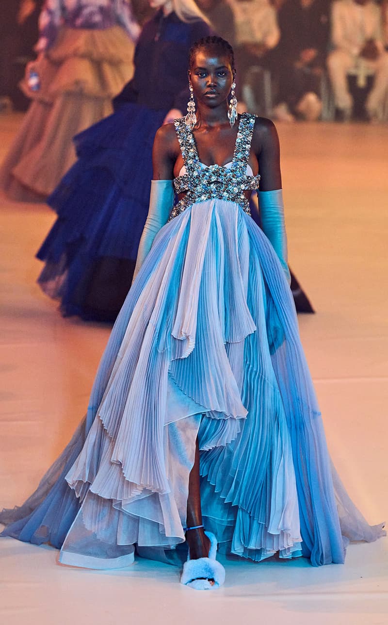 off-white 2022 fall ready-to-wear Runway
