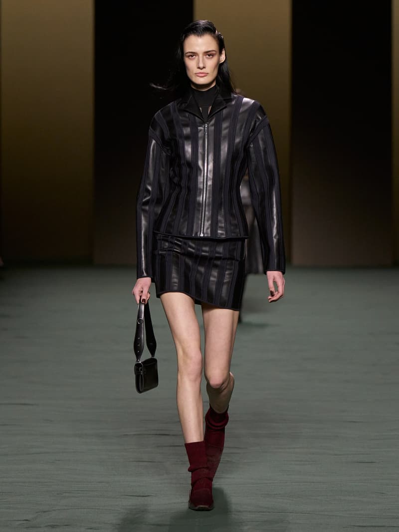 hermes pfw 2022 fw Nadège Vanhee-Cybulski runway looks all detail