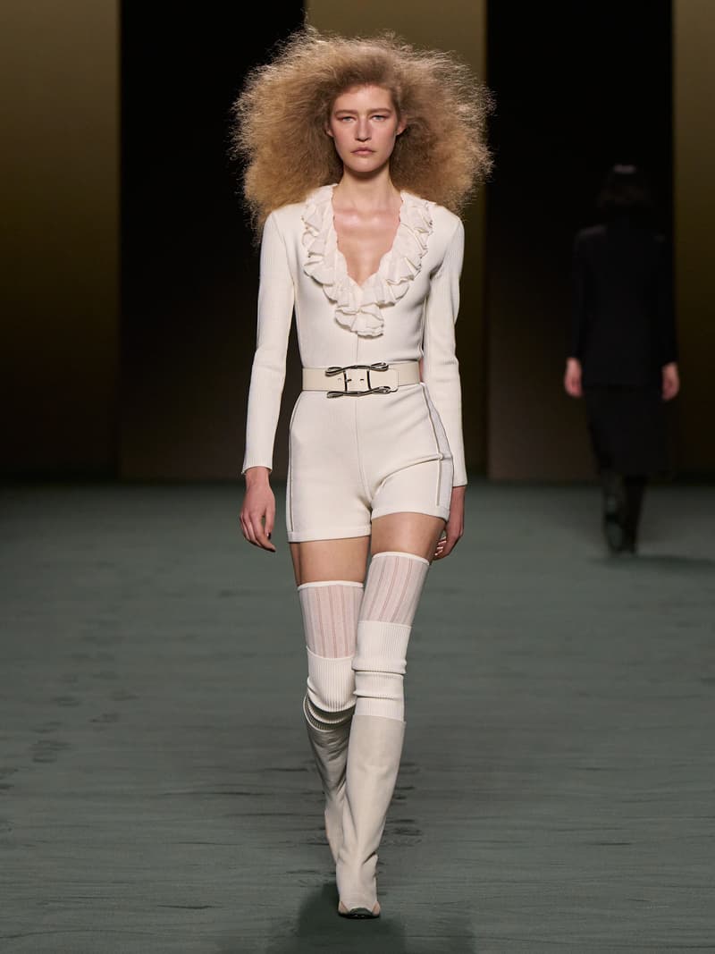 hermes pfw 2022 fw Nadège Vanhee-Cybulski runway looks all detail