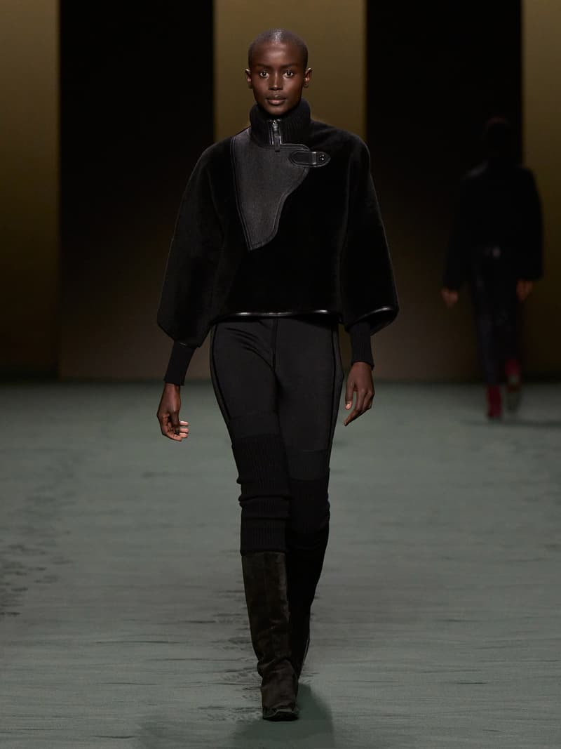 hermes pfw 2022 fw Nadège Vanhee-Cybulski runway looks all detail