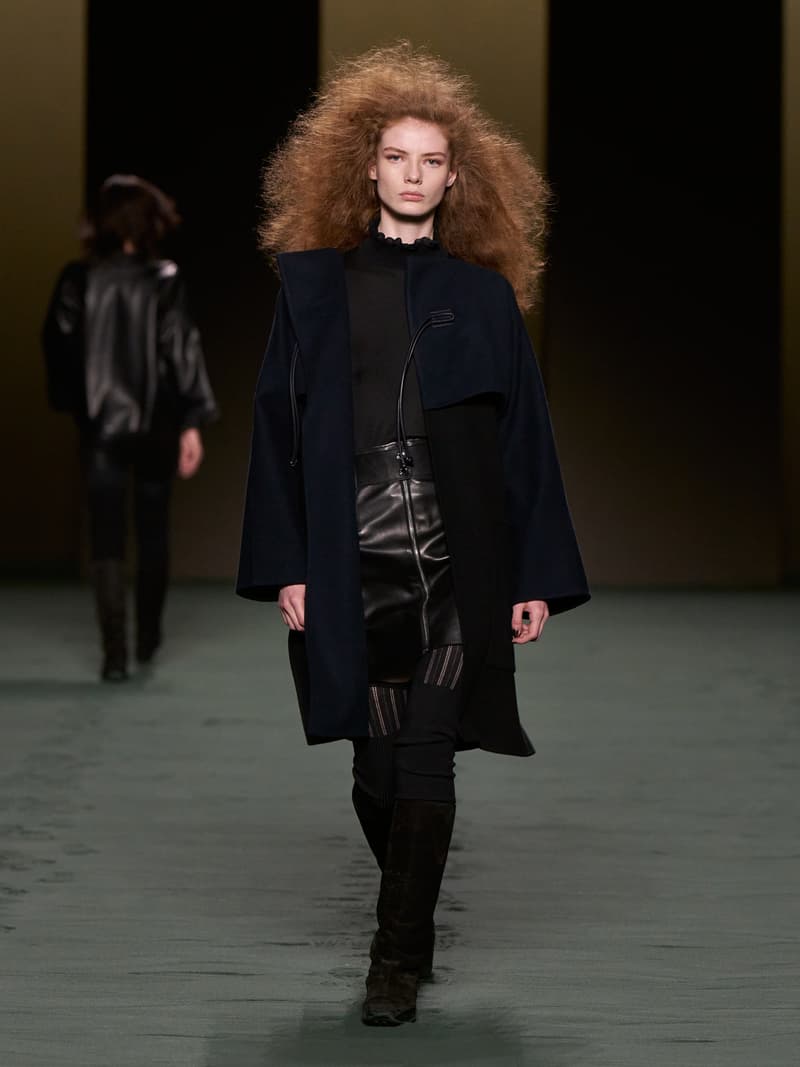 hermes pfw 2022 fw Nadège Vanhee-Cybulski runway looks all detail