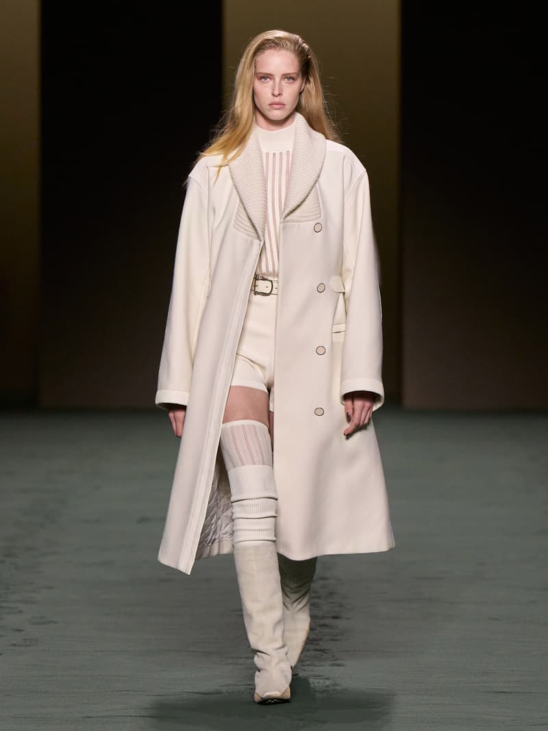 hermes pfw 2022 fw Nadège Vanhee-Cybulski runway looks all detail