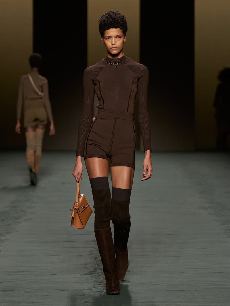 hermes pfw 2022 fw Nadège Vanhee-Cybulski runway looks all detail