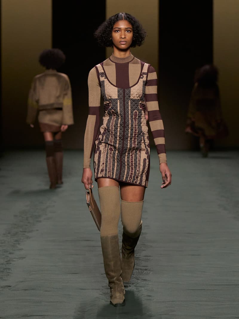 hermes pfw 2022 fw Nadège Vanhee-Cybulski runway looks all detail