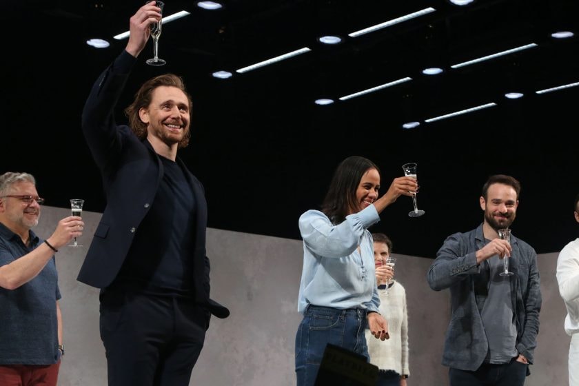 Tom Hiddleston Zawe Ashton engaged diamond ring