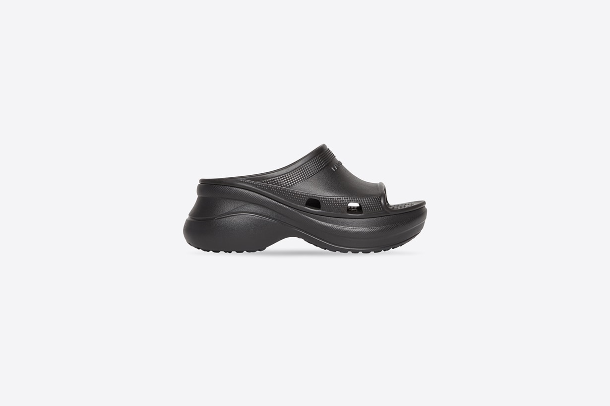 balenciaga demna gvasalia crocs pool slides shoes