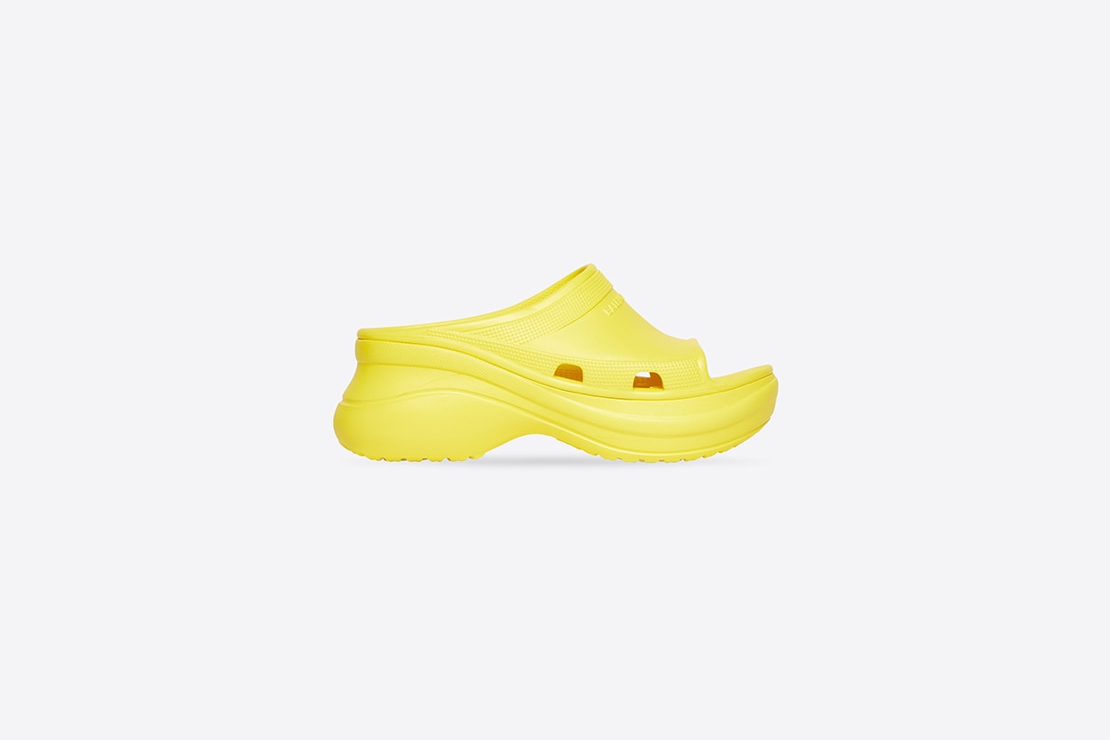 balenciaga demna gvasalia crocs pool slides shoes