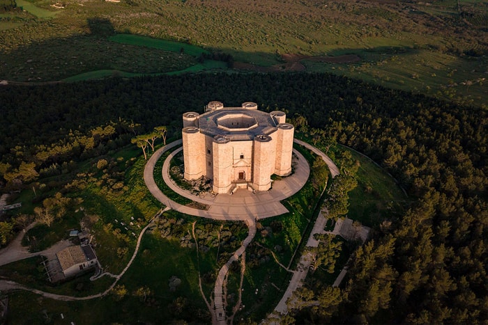 Gucci 最新大秀選址「Castel del Monte」,將在世界遺跡帶來什麼驚喜?