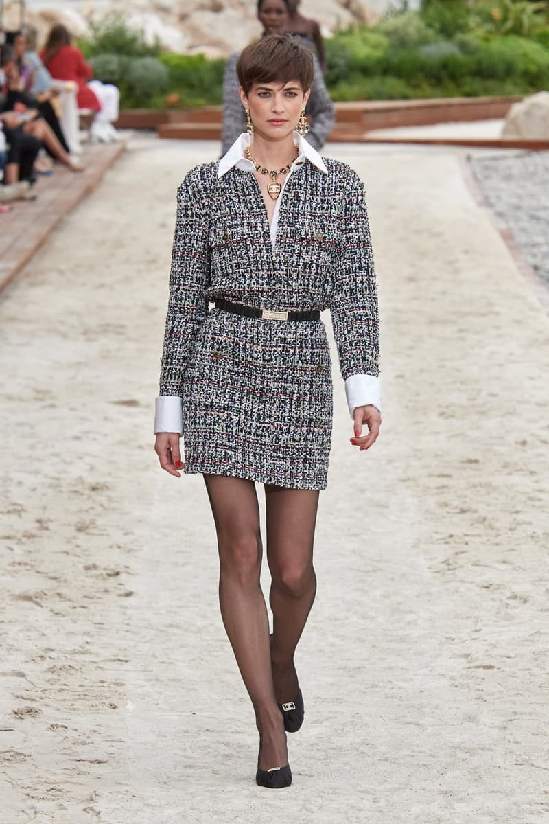 CHANEL 2023 Cruise Runway Fashion Show