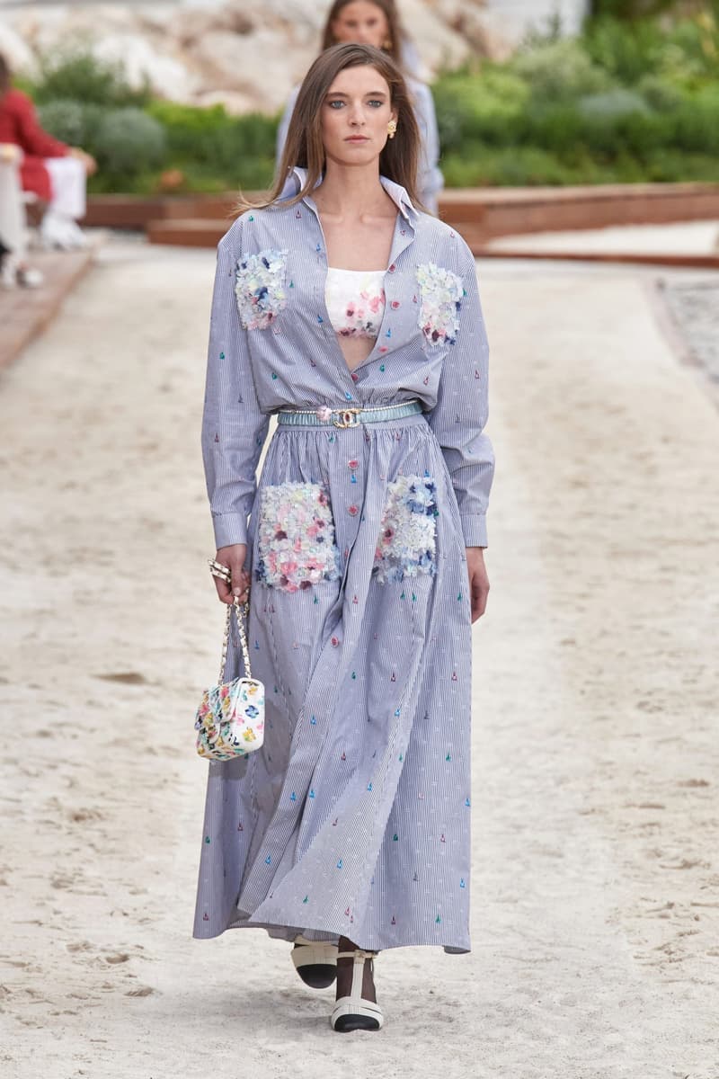 CHANEL 2023 Cruise Runway Fashion Show
