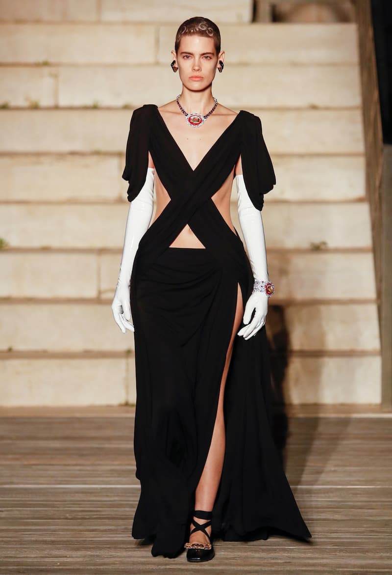 gucci COSMOGONIE alessandro michele runway show all looks story behind detail