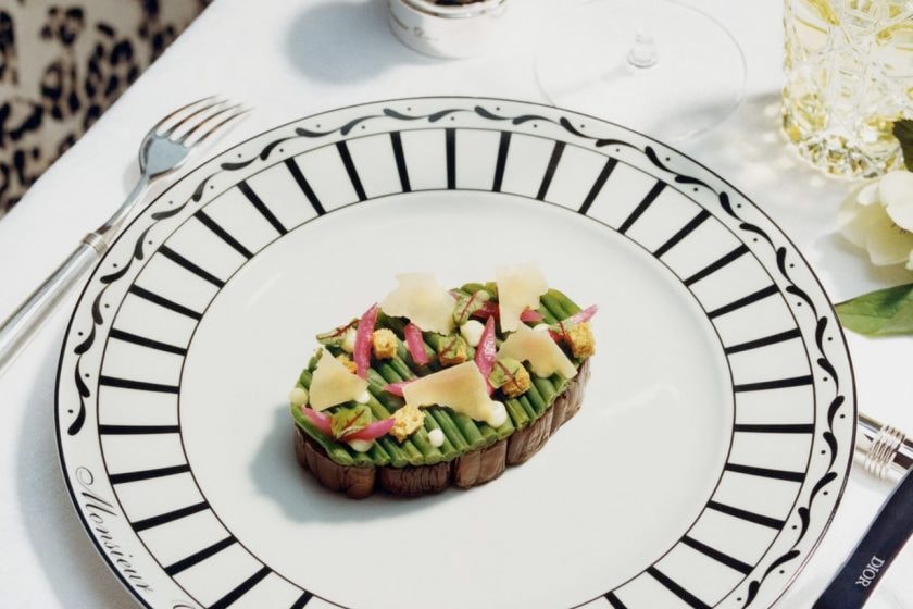 Dior 30 Montaigne Le Restaurant Monsieur Dior La Pâtisserie Dior unboxing