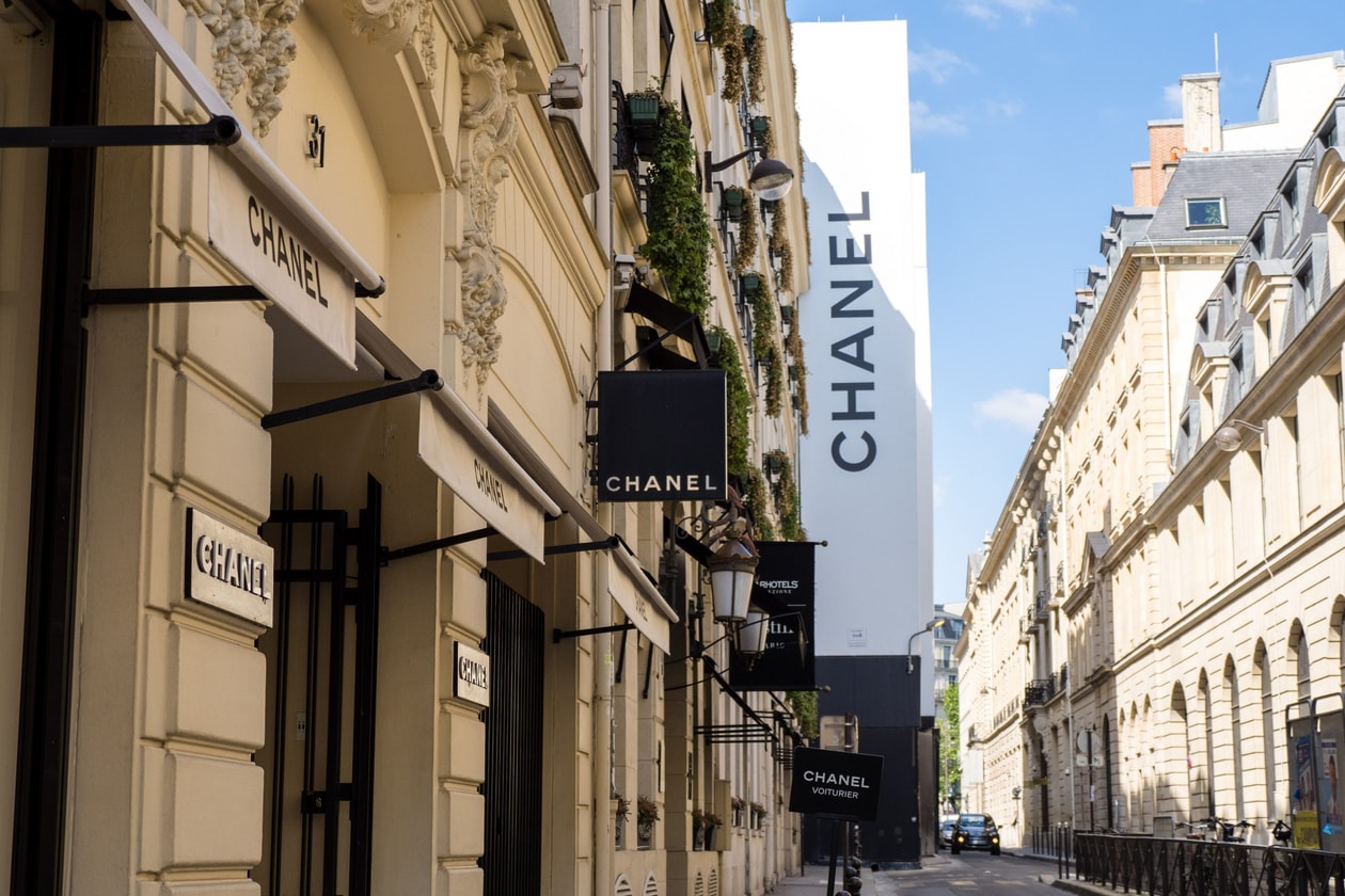 chanel is open private stores for top clients 