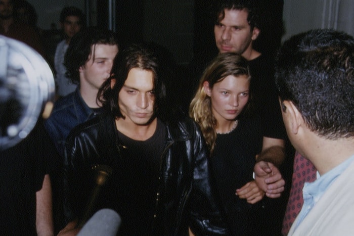 澄清 24 年前樓梯事件始末，Kate Moss 親口：「Johnny 從沒有在樓梯推我」！